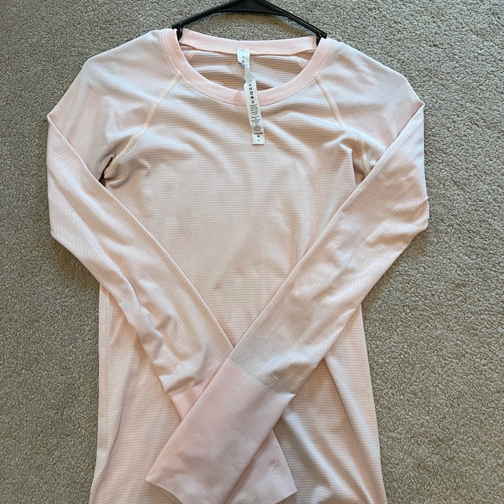 Lululemon Swiftly Tech Long Sleeve Size 4